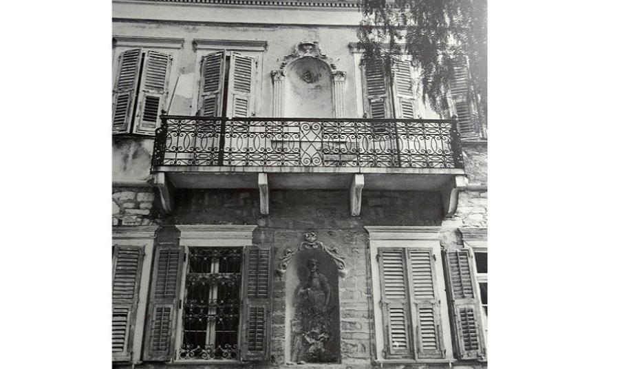 Ένα από τα σπίτια του Στ. Κ. Πρωίου κοντά στη Μητρόπολη.