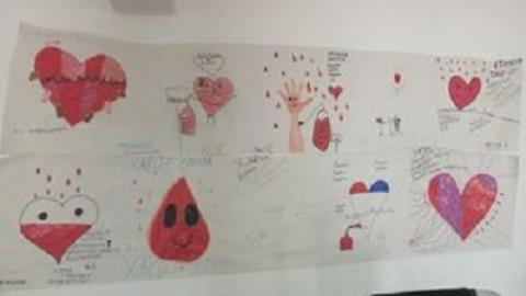 Ζωγραφιές παιδιών για την αιμοδοσία.