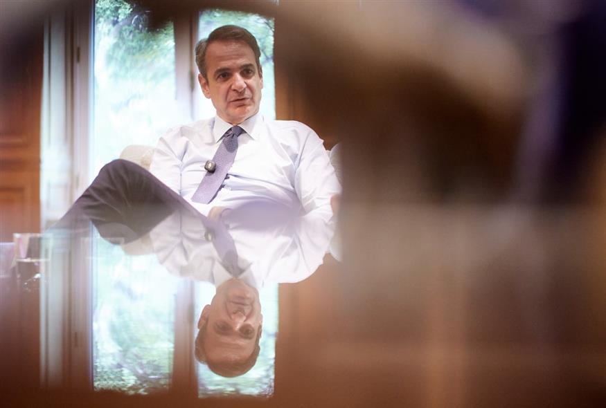 Γιατί η κυβέρνηση μιλά για μία κάλπη και ξορκίζει τη χαλαρή ψήφο