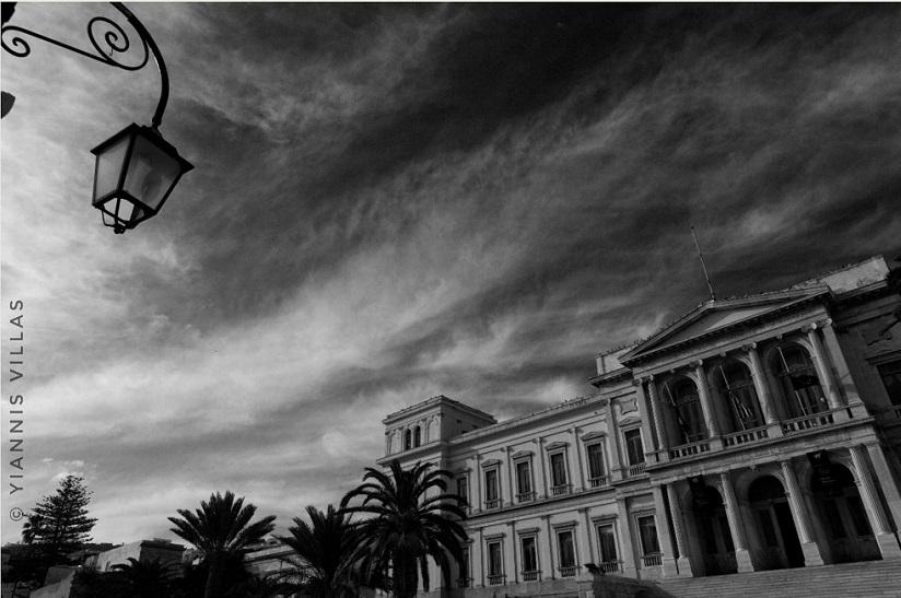 Σύρος: Ομαδική έκθεση - αφιέρωμα στην πόλη του Ερμή
