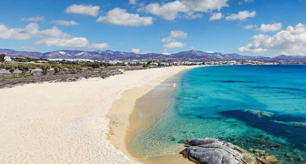 Νέα σύμβαση για τον καθαρισμό ακτών στη Νάξο