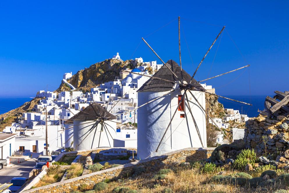 Με οκτώ προσλήψεις επιχειρεί να καλύψει τα κενά η Σέριφος