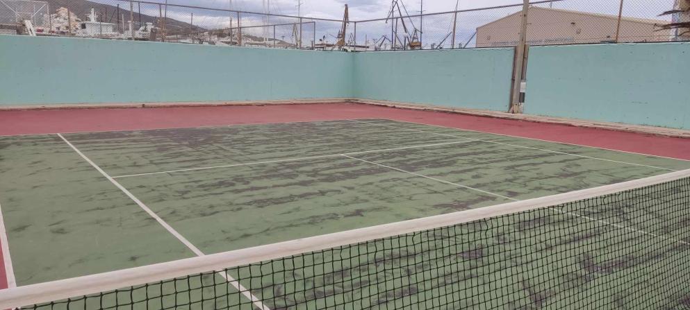 Πρόθεση αποκαταστάσεων και στα άλλα δύο γήπεδα τένις 