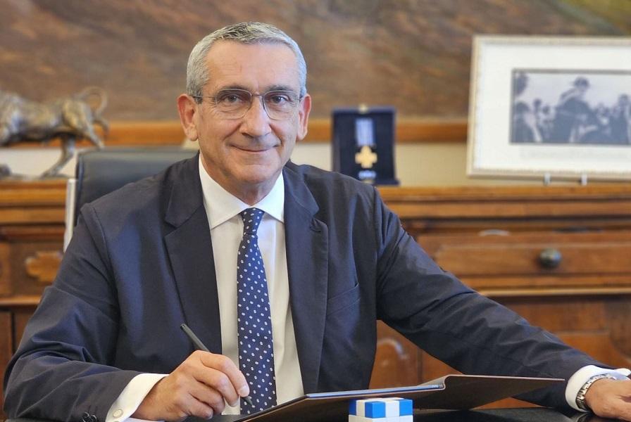 Ο Γ. Χατζημάρκος συγχαίρει τον νέο γ.γ. Αιγαίου και Νησιωτικής Πολιτικής, Φώτη Μάγγο  
