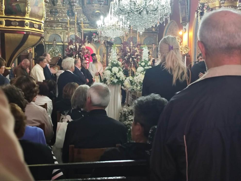 Η Σύρος αποχαιρέτησε με βαθιά συγκίνηση τον Βαγγέλη Χαλκιά