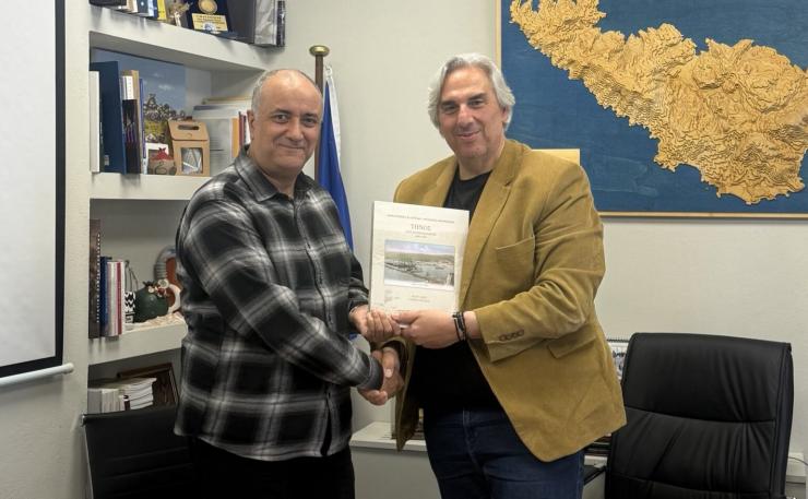 Ο πρέσβης του Μαρόκου στον Δήμο Τήνου