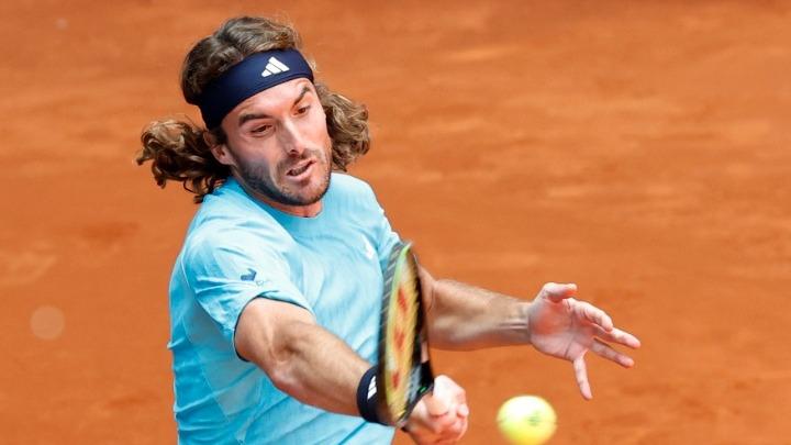 Ήττα-αποκλεισμός με... ανατροπή για τον Τσιτσιπά