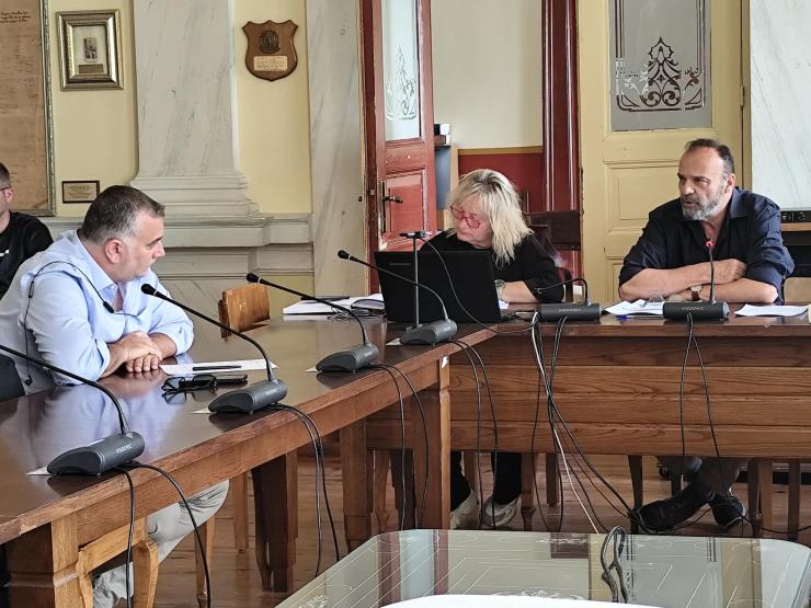 200 χρόνια “Ερμούπολη” χωρίς έντυπο… αποτύπωμα 