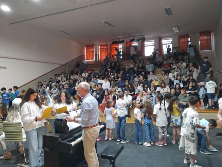 Σύνδεση της εκπαίδευσης με την κοινωνία και τον πολιτισμό