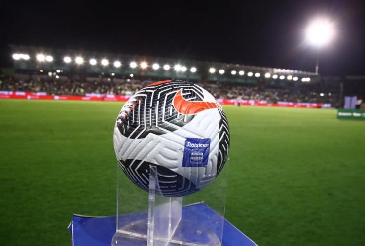 Δεν προχωρά η αναδιάρθρωση της Super League - Οριστικά με 14 ομάδες το πρωτάθλημα