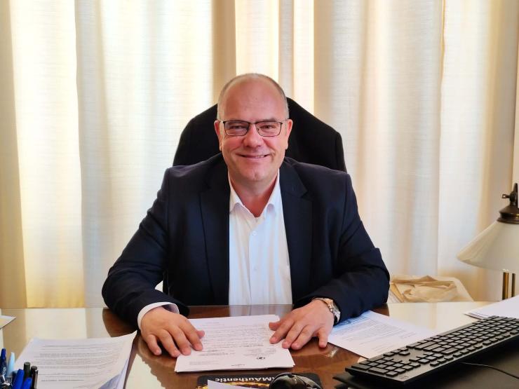 Αλέξης Αθανασίου: "Σεβασμιώτατε σας ευχόμαστε καρποφόρα αρχιερατική διακονία"