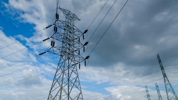 Ηλεκτρική ενέργεια: Τριπλάσιο πλεόνασμα στο εμπορικό ισοζύγιο