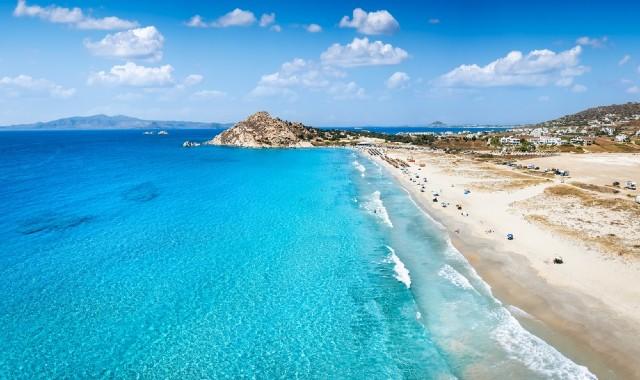 Οι Κυκλάδες πρωταγωνιστούν στα καλύτερα νησιά της Ευρώπης με τη Νάξο στην κορυφή