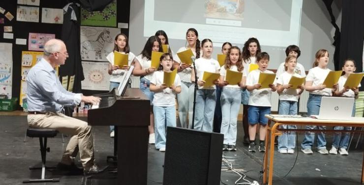Παρουσίαση των εκπαιδευτικών ομίλων καινοτομίας και των δράσεων του 4ου Πειραματικού Δημοτικού Σχολείου Ερμούπολης