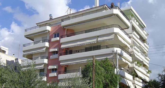 Ακίνητα: Λιγότερα σπίτια, περισσότεροι αγοραστές – Μέση αύξηση 3,7% στις τιμές πώλησης στην Ελλάδα