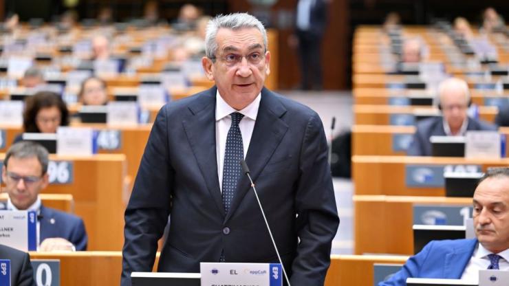“Πολιτική συνοχής χωρίς τοπικές κοινωνίες, είναι πολιτική χωρίς μέλλον”
