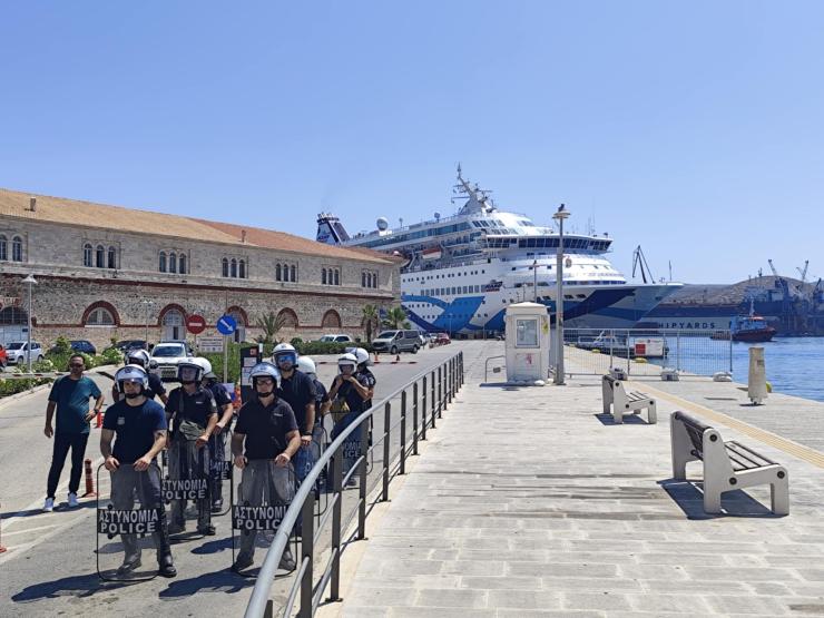Λιμεναρχείο Σύρου: Προσωρινός αποκλεισμός της κυκλοφορίας στο Νησάκι την Παρασκευή