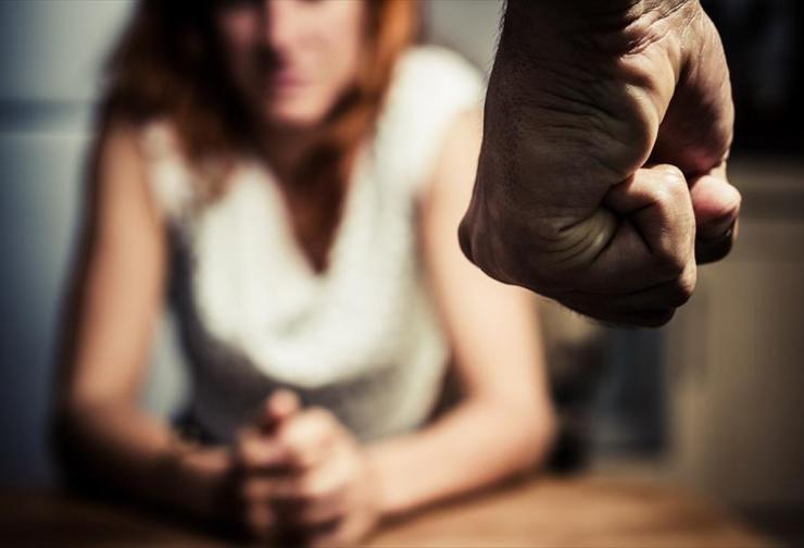 Ενδοοικογενειακή βία: Εκρηκτική αύξηση των περιστατικών την τελευταία πενταετία