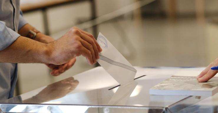 Δημοσκόπηση Alco: Πρώτη με 24% η ΝΔ, δεύτερη η ΕΛΑΣ με 14,7%, τρίτο το ΠΑΣΟΚ με 10,4%
