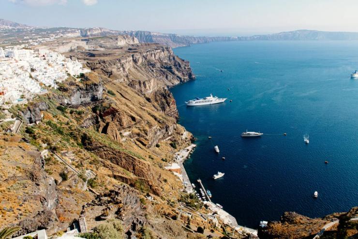 Η Σαντορίνη δεν εκβιάζεται – Απαράδεκτη και επιζήμια η αποχή των αυτοκινητιστών