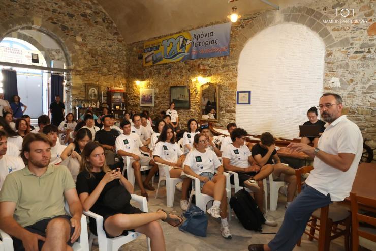 Σύρος: Ολοκληρώθηκε το διεθνές θερινό σχολείο «Maritime Informatics and Robotics»