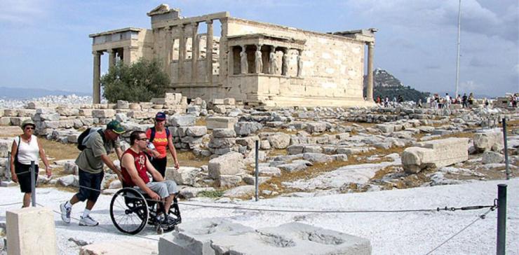 “Εύμαιος”: Η νέα ψηφιακή πλατφόρμα προσβασιμότητας ατόμων με αναπηρία σε αρχαιολογικούς χώρους