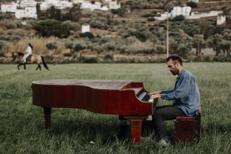 Ακυρώνεται η παρουσίαση του Piano Stories στην Τήνο