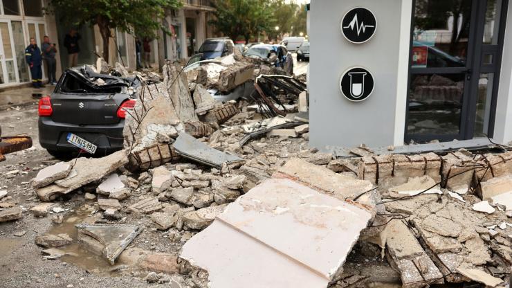 “Καμπανάκι” ειδικών: 14 πτώσεις μπαλκονιών και σοβάδων χωρίς σεισμό σε 15 μήνες