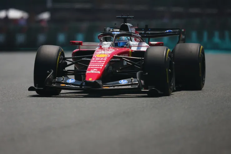 Formula 1: Θρίαμβος του Σαρλ Λεκλέρκ στο Σίλβερστοουν
