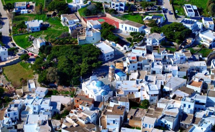Στα "σκαριά" νέο γήπεδο βόλεϊ και μπάσκετ στον Κώστο της Πάρου