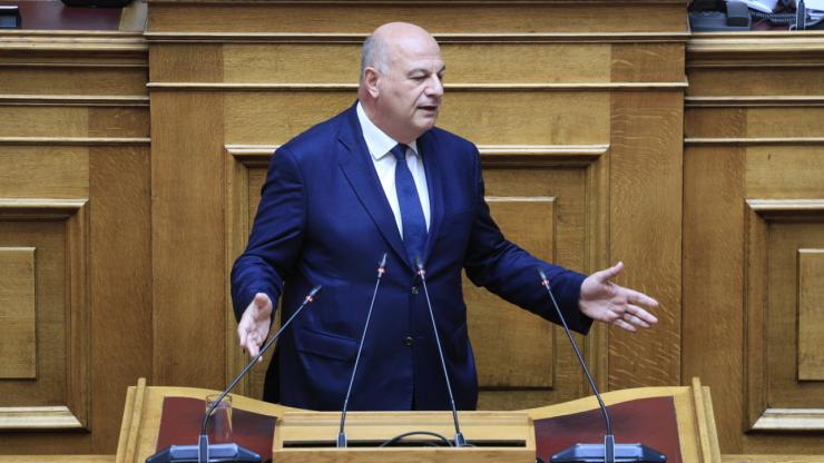 «Δεν μπορεί να ποινικοποιείται ο ρόλος του βουλευτή» είπε ο Τσιάρας για τη «γνωστή περιπέτεια του ΟΠΕΚΕΠΕ»