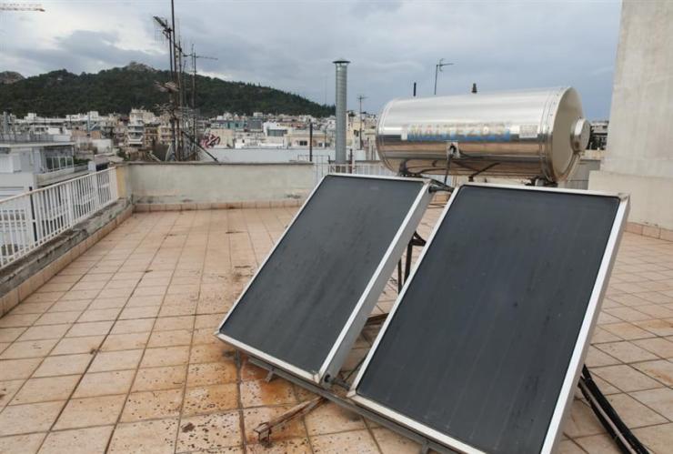 Επιδότηση έως 80% για αντλίες θερμότητας και ηλιακούς θερμοσίφωνες - Δικαιούχοι και εισοδηματικά κριτήρια
