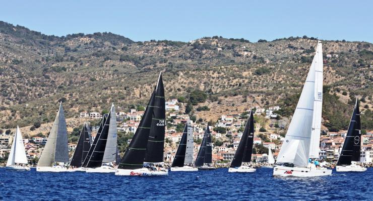 Aegean Regatta 2026: Ξεπέρασαν τις 80 οι συμμετοχές στον διεθνή ιστιοπλοϊκό αγώνα