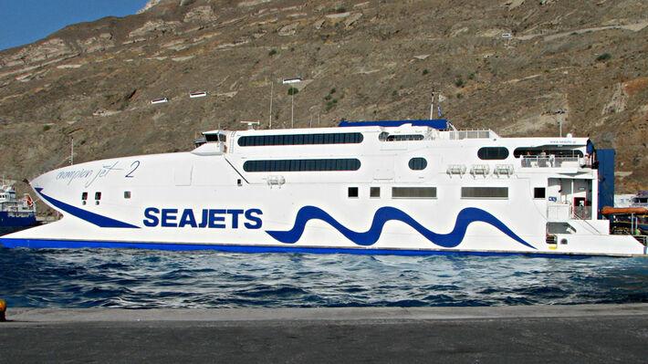 SeaJets: Τροποποιήσεις δρομολογίων για σήμερα προς Σύρο και Κυκλάδες 