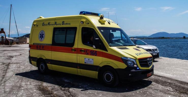 Ερέτρια: Ταχύπλοο “καρφώθηκε” σε αγκυροβολημένο ιστιοφόρο 
