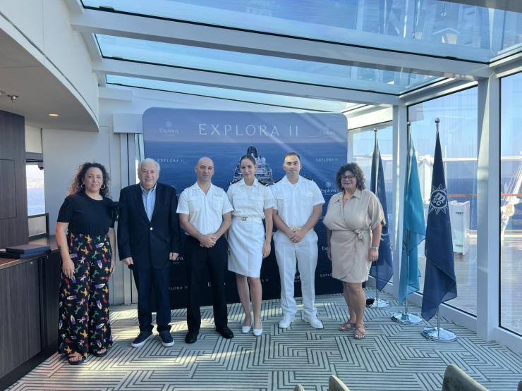 Μύκονος: Άφιξη του EXPLORA II και καλωσόρισμα από το Λιμενικό Ταμείο 