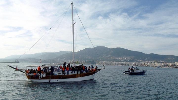 Μεταναστευτικό: Μείωση στις ροές και αύξηση στις επιστροφές το τελευταίο 12μηνο