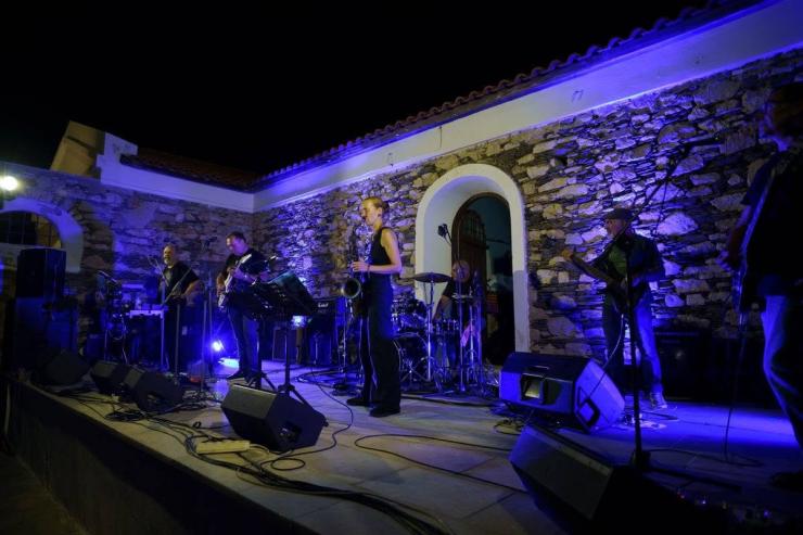 “Η καταγραφή και προβολή της τέχνης των συριανών σχημάτων είναι υποχρέωσή μας”