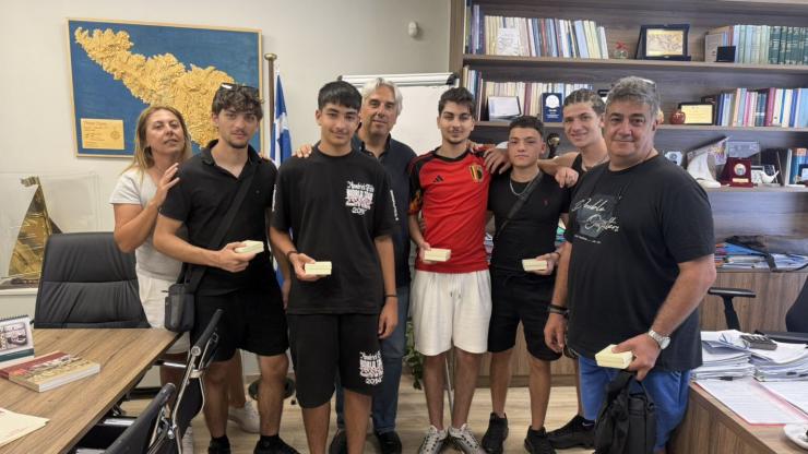 Η μουσική, η αλληλεγγύη και η ελπίδα συναντώνται στην Τήνο