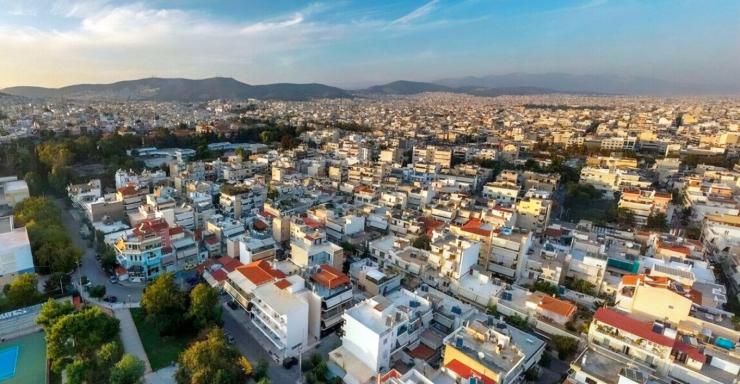 Υπέργηρα και χωρίς μόνωση τα περισσότερα σπίτια