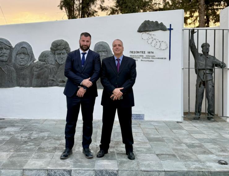 Η Σύρος στο πλευρό της Μόρφου: Επίσκεψη δημοτικής αντιπροσωπείας στην Κύπρο