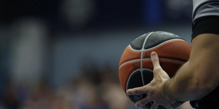 Σκάνδαλο στημένων αγώνων στο Μπάσκετ: Ενώπιον του ανακριτή ο πρώην διεθνής διαιτητής Πέτρος Παπαπέτρου 