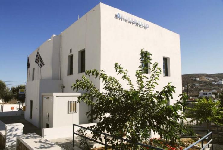 Η Δημοτική Αρχή Φολεγάνδρου περί των οικονομικών του Δήμου