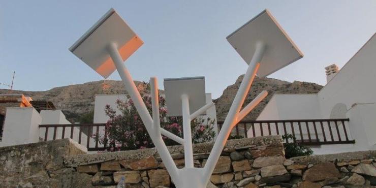 Ένα πρωτότυπο ηλιακό δέντρο στη Σίφνο