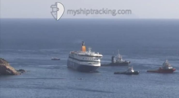 Live εικόνα της προσπάθειας αποκόλλησης του Blue Star Patmos 