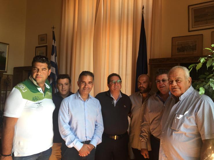 Επί τάπητος η σύνδεση Σύρου - Ραφήνας 