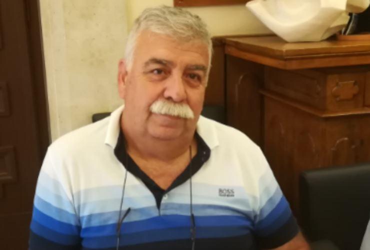 "Εκτός από τον Περιφερειάρχη, σκοπεύουν να μηνύσουν και τη μισή Ρόδο;"