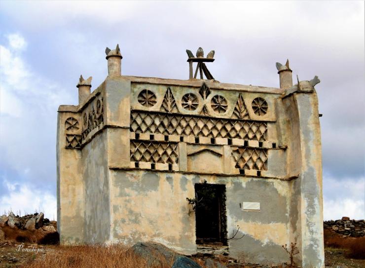 Κυκλαδίτικα στιγμιότυπα από μνημεία και ανθρώπους