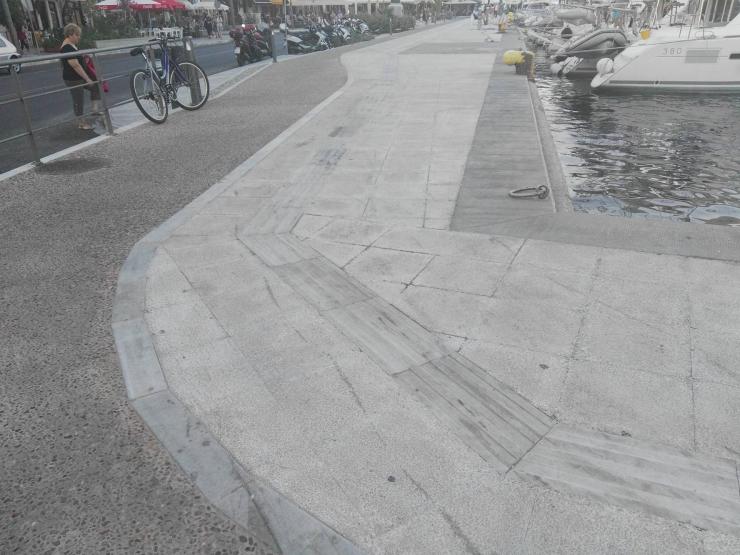 Καμία προσοχή στη μεταφορά απορριμμάτων 