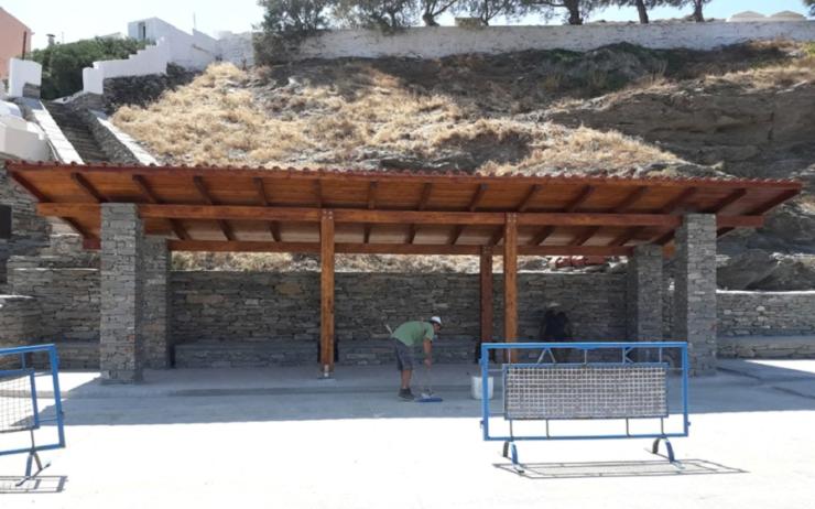 Το Λιμενικό Ταμείο για το σκίαστρο επιβατών Κέας